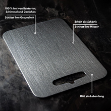 Lade das Bild in den Galerie-Viewer, TitanX Schneidebrett