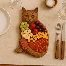 Lade das Bild in den Galerie-Viewer, Handgemachte Holz-Genussplatte in Katzenform