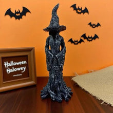 Lade das Bild in den Galerie-Viewer, SchattenHexe Statue - Die Schweigende Wächterin
