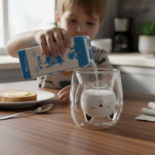 Lade das Bild in den Galerie-Viewer, MiauGlas Tasse - Handschonend, stilvoll, katzenlieb
