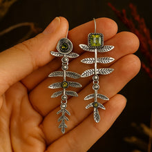 Lade das Bild in den Galerie-Viewer, Vintage-Natur-Ohrringe– Silberglanz
