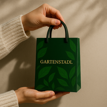 Lade das Bild in den Galerie-Viewer, Vintage-Kette – Perlenzauber im Meeresglanz
